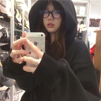 红军不怕远征难——长征组歌